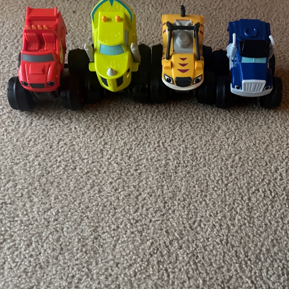 4 Blaze the monster truck character cars